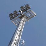 STÂLP ILUMINAT CU SCARĂ ȘI PLATFORMĂ 20M